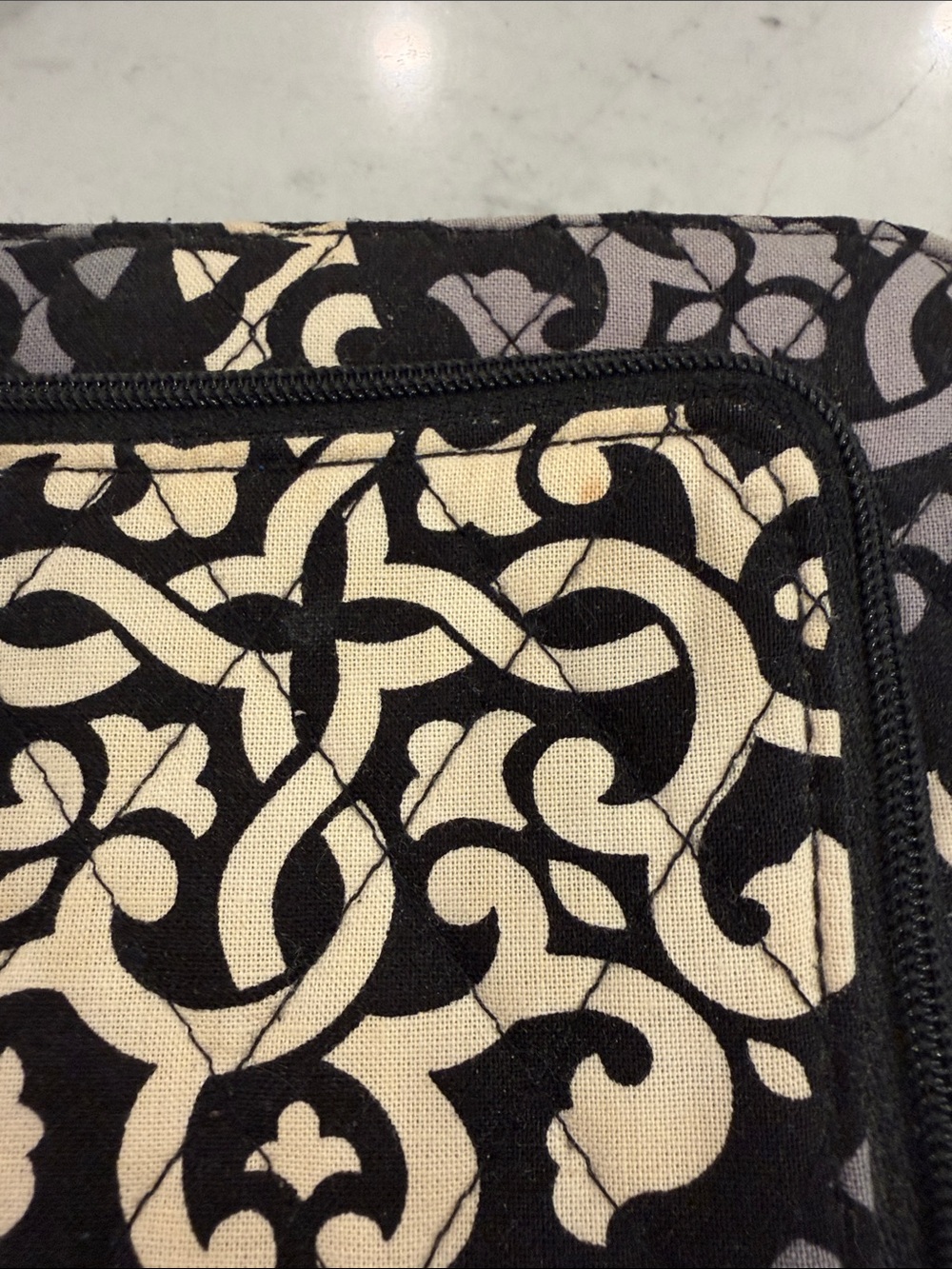 Vera Bradley Zip-Around Wallet Wristlet Black Gray Blue Floral EUC - Picture 8 of 10